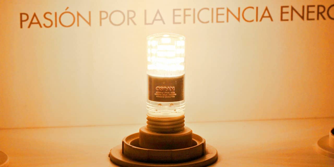 OSRAM LED STAR PIN 40 G9 3.8W blanco cálido en función